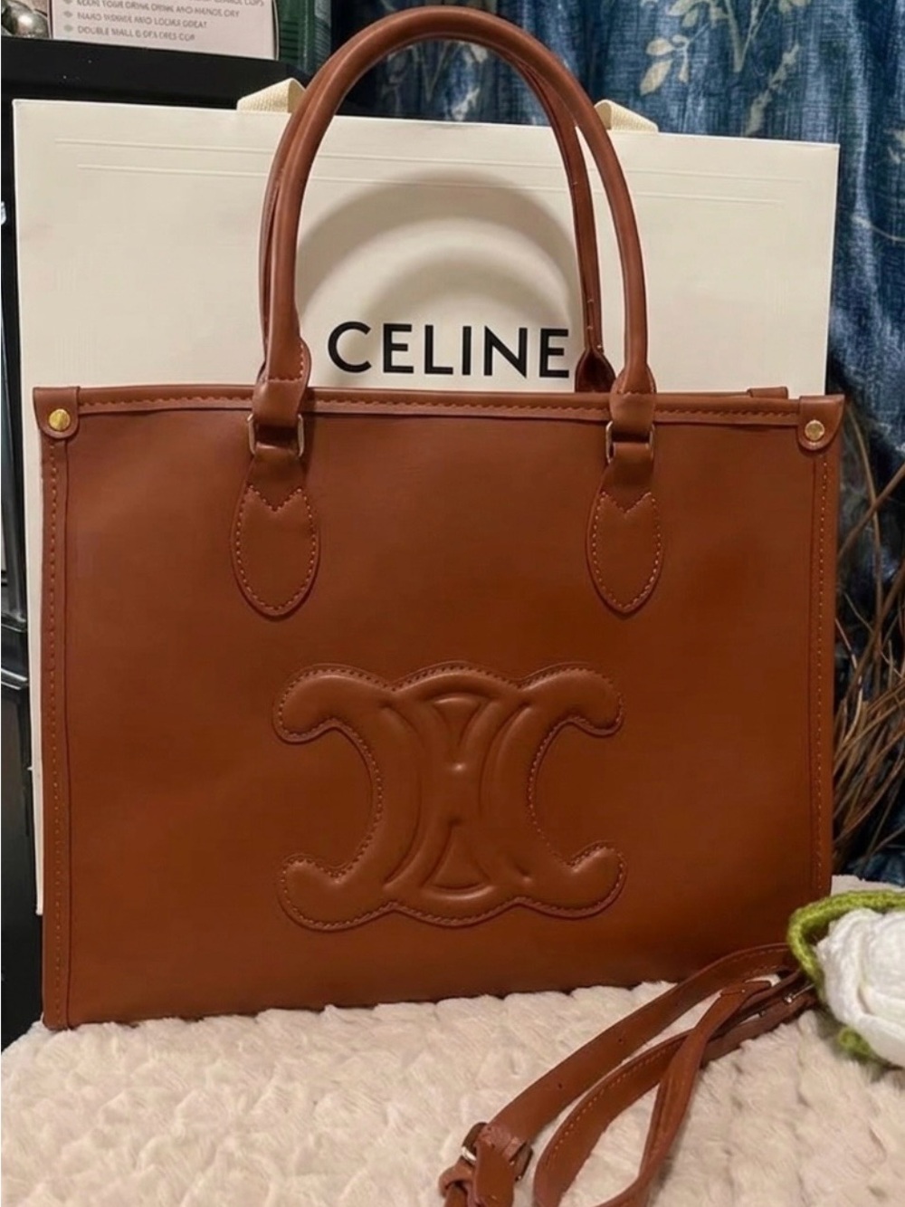 nwt Triomphe Tote